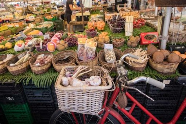 11 Dazzling Markets in Italy to Explore