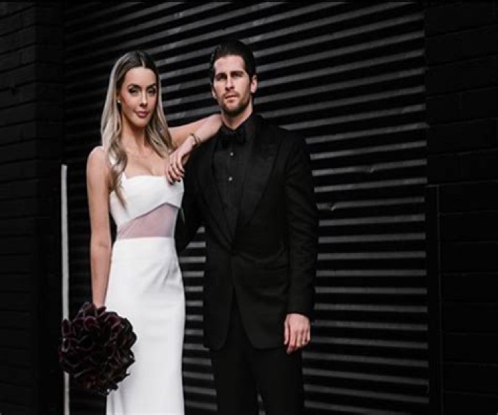 An American blogger, and author Lauryn Evarts tied her wedding knot with her long term boyfriend Michael Bosstick.