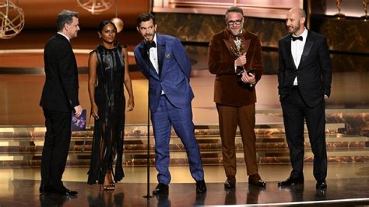 Billy Crystal to Honor Robin Williams at Emmy Awards