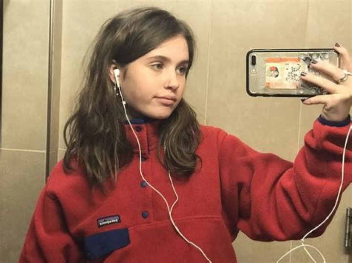 Clairo Pets - Celebrity Pets