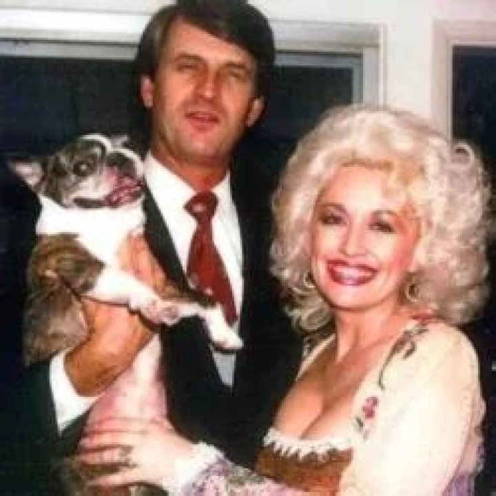 Dolly Parton Pets - Celebrity Pets