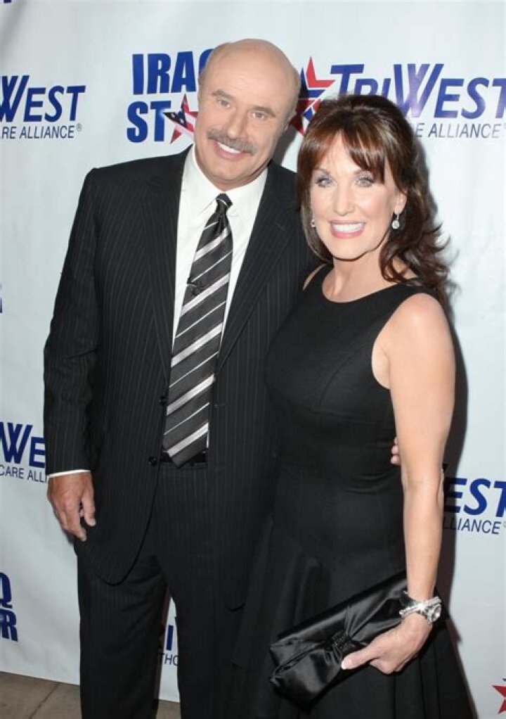 Dr. Phil's host, Phil McGraw and his wife, Robin McGraw have been married for 43 years; Know about their family
