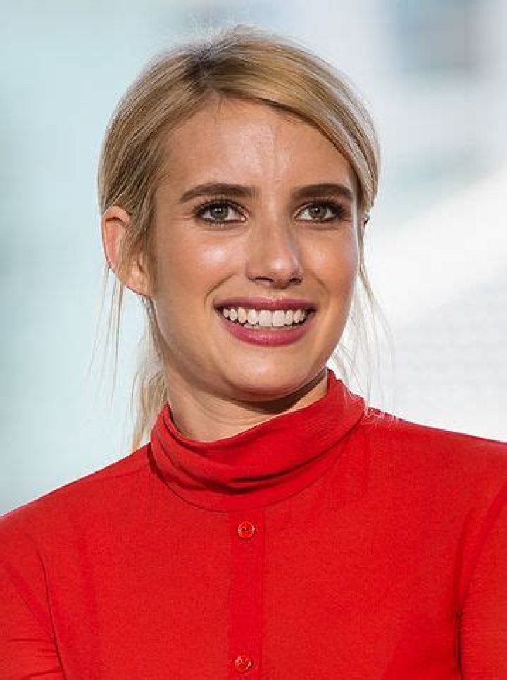 Emma Roberts Pictures