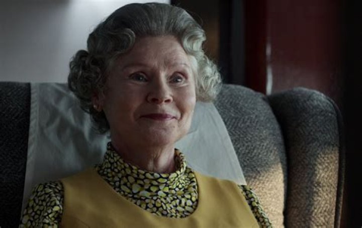 Everything to know about the Clémence actress