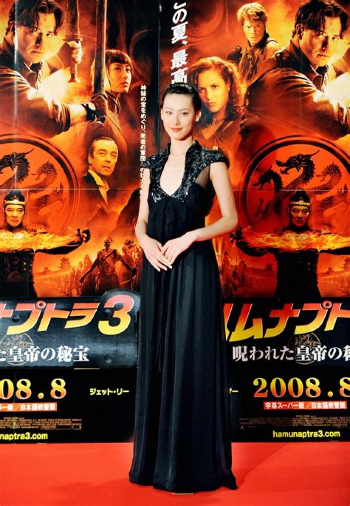 Isabella Leong Net Worth - Wiki, Age, Weight and Height, Relationships, Family, and More