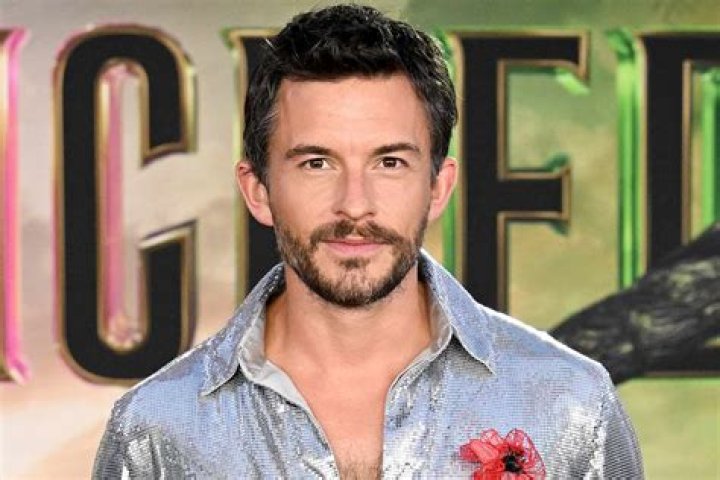 Jonathan Bailey hints at a Kathony baby