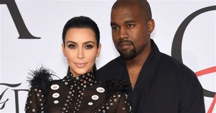 Kim Kardashian Welcomes Her Fourth Child!