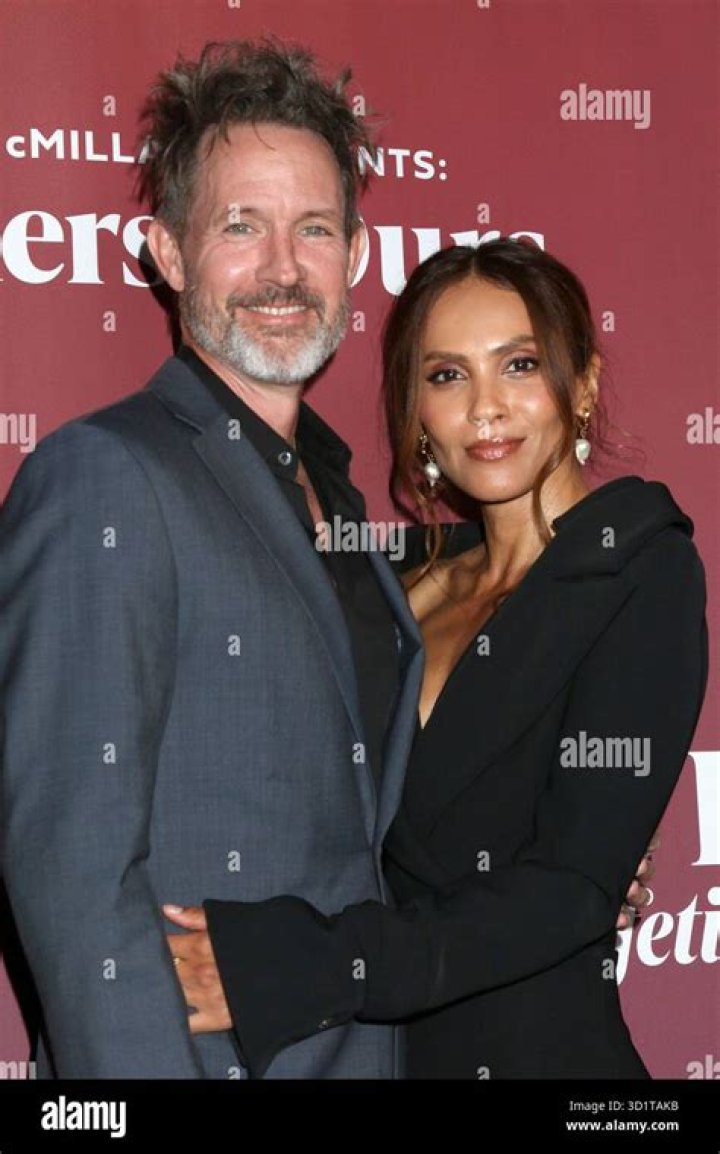 Lesley-Ann Brandt Married Actor Husband Chris Payne Gilbert in 2015