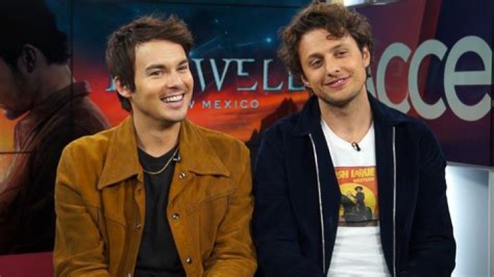 Let's Talk About Michael Vlamis - ''Roswell, New Mexico'' Actor & Star Cast