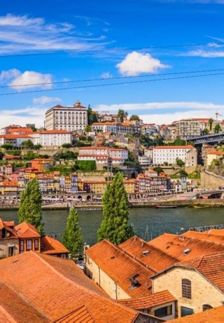 Lisbon vs. Porto: Which Should You Visit?