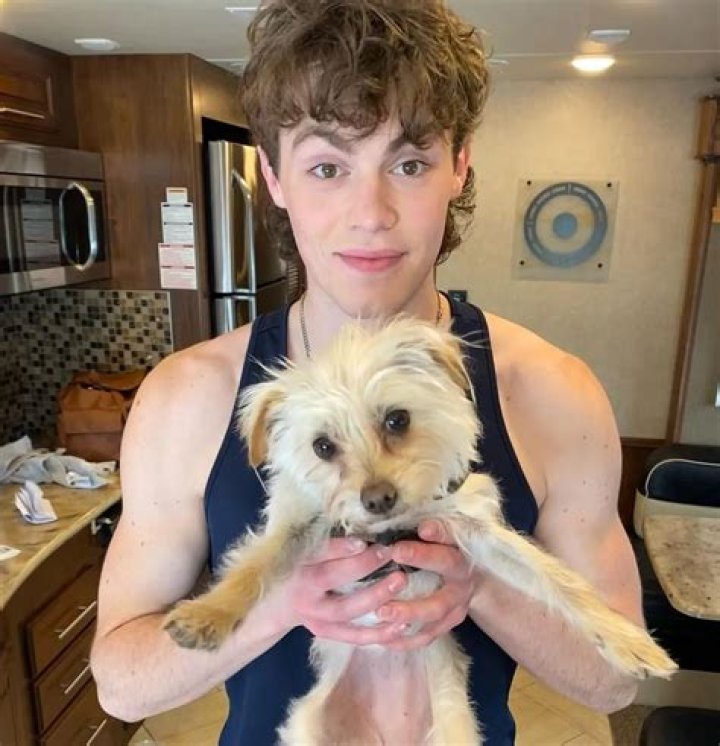 Mackenyu Pets - Celebrity Pets