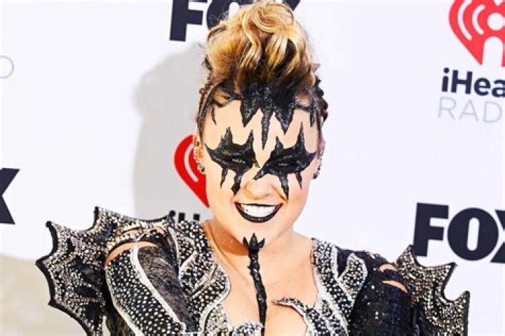 Madonna proves she's still a Bad Girl with sultry lace corset selfie