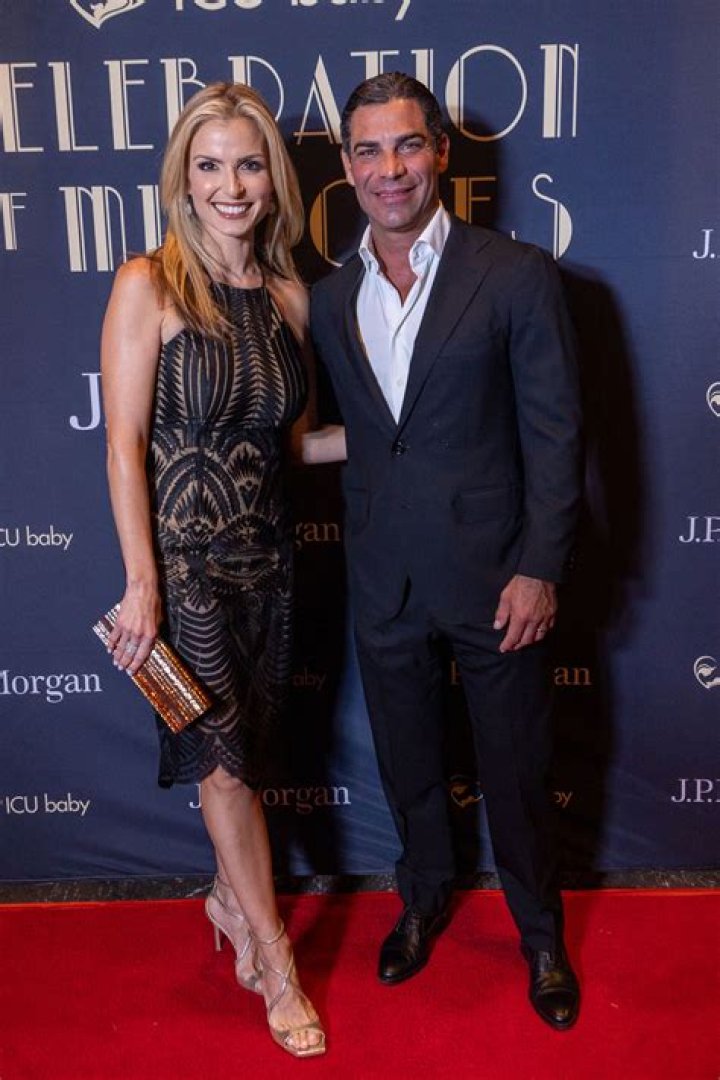 Meet Gloria Fonts Suarez, Mayor Francis Suarez's Wife: Her Bio & Age