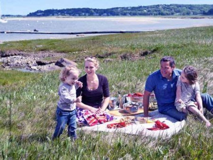 Meet Natasha Soultanova-Corwin-Celebrity wife of biologist Jeff Corwin!