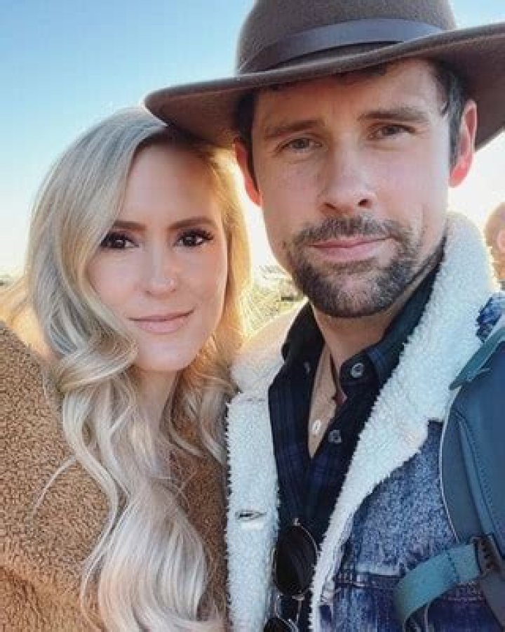 Meet Nila Myers: Ben Hollingsworth Wife