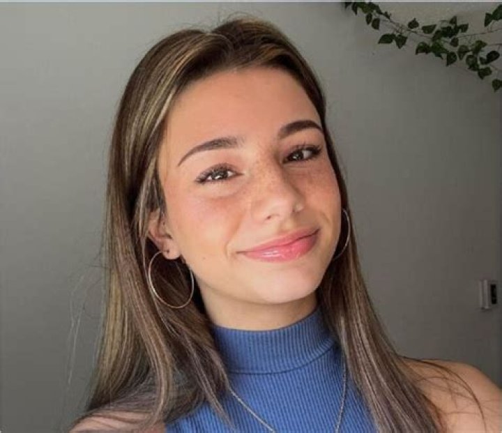 Mikayla Campinos Wikipedia Age Career And Boyfriend