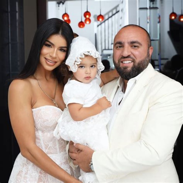 Model Rima Fakih Slaiby's Married Life! Know Her Husband, Chuldren, Sister, Wedding, Age, Net Worth, & More.