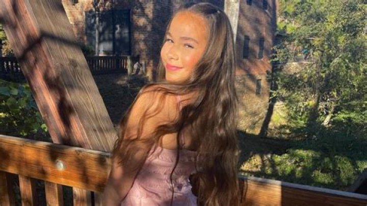 Olivia Haschak, The Youngest of the Haschak Sisters — Bio, Age, Net Worth