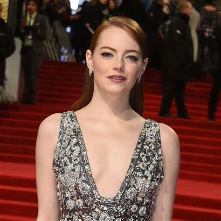 Ryan Gosling winking at Emma Stone at the BAFTAs is as iconic as their relationship