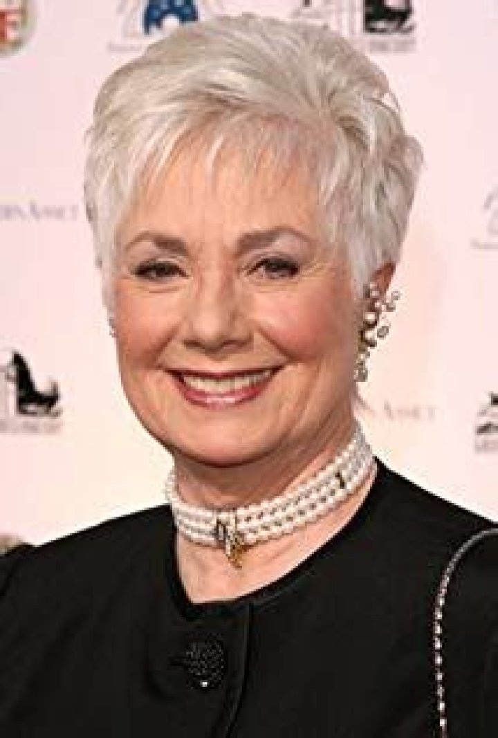 Shirley Jones Height - CelebsHeight.org