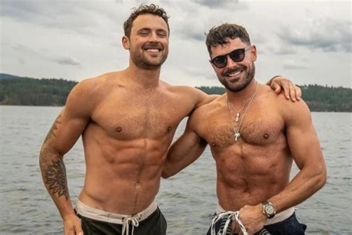 The Funniest Tweets about Zac Efron’s YOLO Tattoo