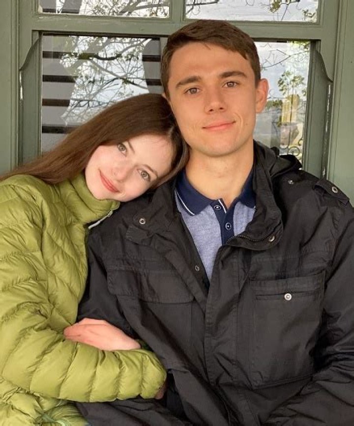 The Twilight Saga Actress, Mackenzie Foy Is Reportedly Dating A Fellow Actor; Who Is Her Boyfriend?