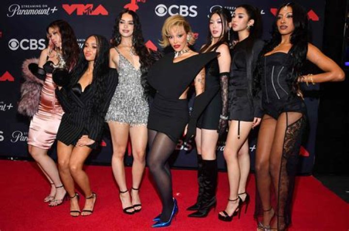 VMA Red Carpet Style Channels MTV Past