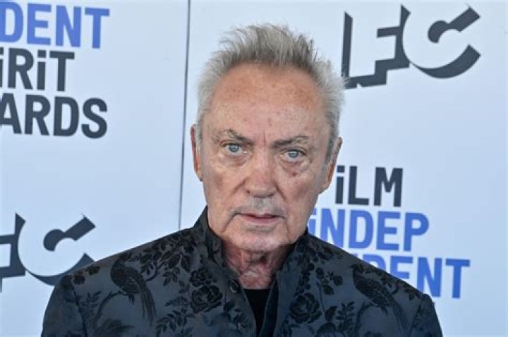 What's Alex Choi Relationship Status? Also know his Net Worth and Personal Life