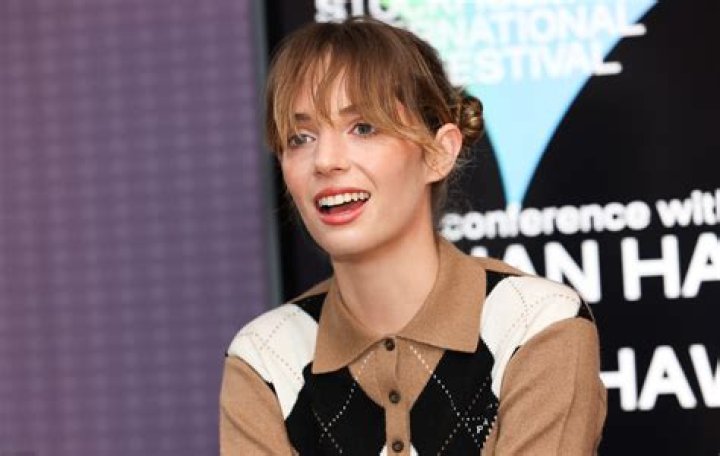 Who Is Netflix Stranger Things' Actress, Maya Hawke Dating Currently? Know About Her Love Affairs