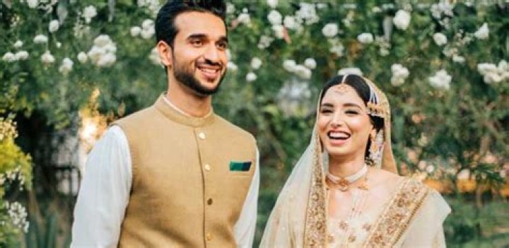 Zainab Abbas Husband Hamza Kardar Married Life And Kids